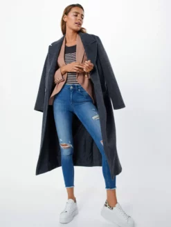 TOM TAILOR Denim T-shirts T-shirt Femme Gris Foncé -Soldes TOM TAILOR Denim 2023 035e8269acfc369bee0ccedb6d55d0ab scaled