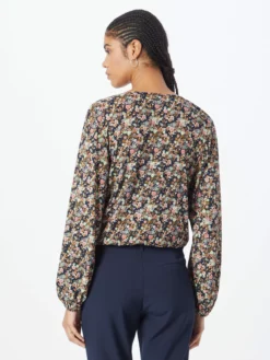 TOM TAILOR Denim T-shirts à Manches Longues T-shirt Femme Bleu Marine -Soldes TOM TAILOR Denim 2023 097788e0eb5e265416dec25592f55190 scaled