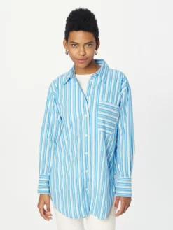 TOM TAILOR Denim Chemisiers Chemisier Femme Bleu Ciel -Soldes TOM TAILOR Denim 2023 2b508a69f9c786e2604405153688bf77 scaled