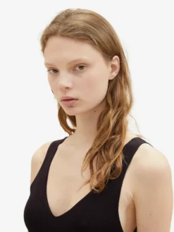 TOM TAILOR Denim T-shirts Et Tops Tops En Tricot Femme Noir 8 TOM TAILOR Denim T-shirts Et Tops Tops En Tricot Femme Noir -Soldes TOM TAILOR Denim 2023 3db414dced739526c2b916942bbaef60 scaled