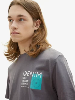 TOM TAILOR Denim T-shirts T-Shirt Homme Gris Foncé -Soldes TOM TAILOR Denim 2023 54d7f2f0088cca959717846938e50e81 scaled