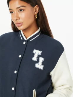 TOM TAILOR Denim Vestes De Mi-saison Veste Mi-saison Femme Bleu Nuit -Soldes TOM TAILOR Denim 2023 7a31e738d980a2b6a5a7af5305ca9c50 scaled